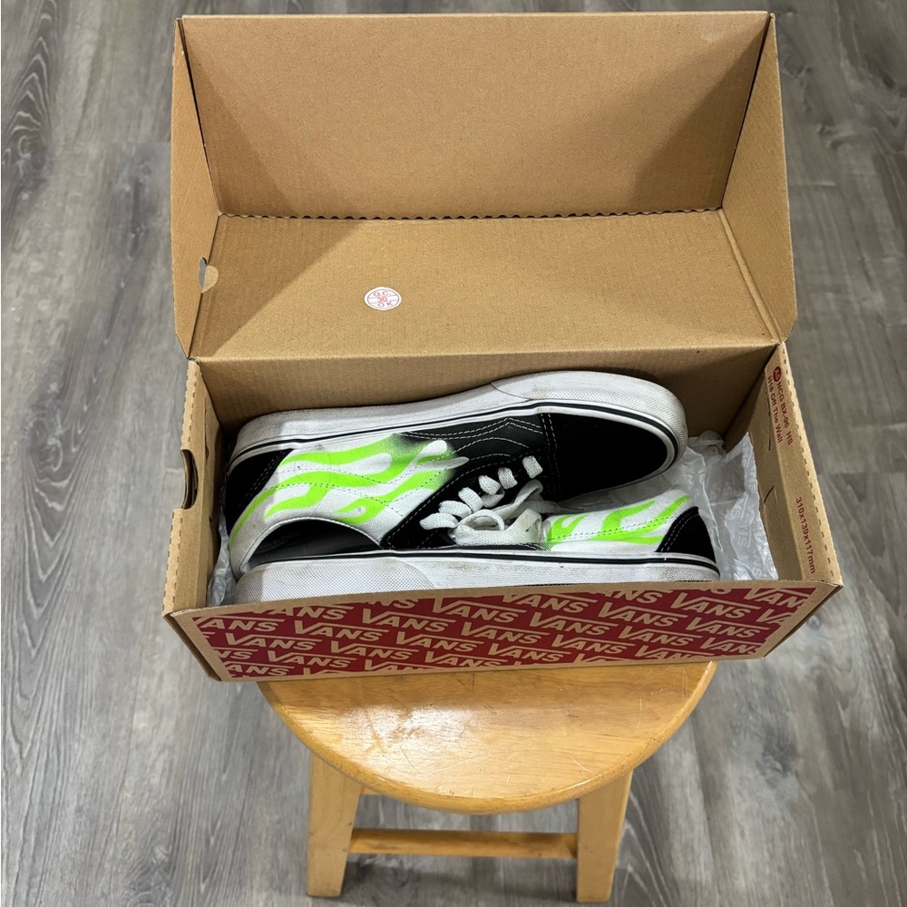 Vans (Green Flame)